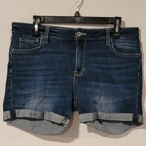 Arizona Jean Shorts